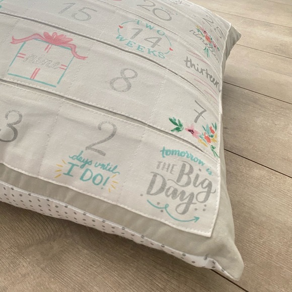 Down filled wedding count down pillow - Picture 5 of 5